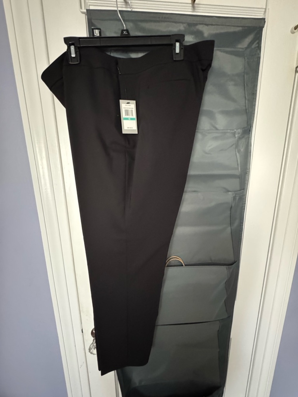 Chaus Women's Black Straight-Leg Dress Pants